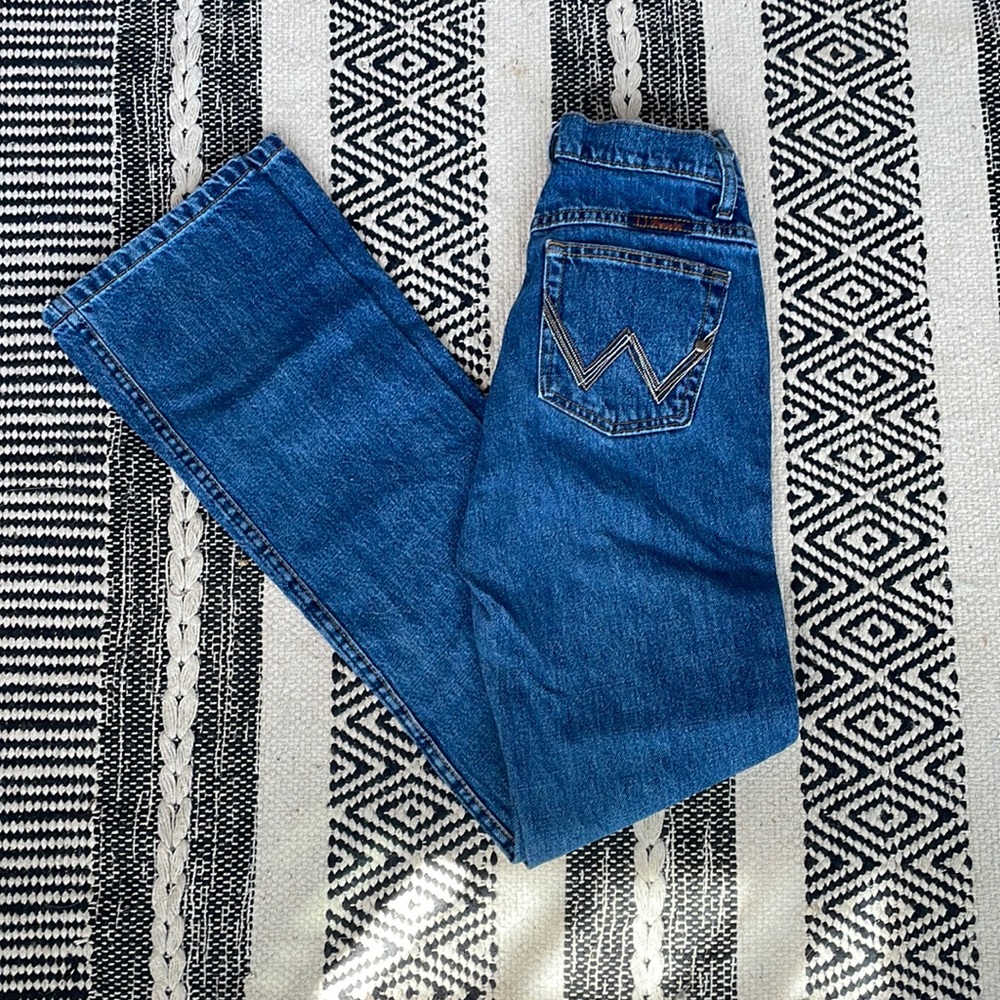 Woman’s wrangler bootcut jeans